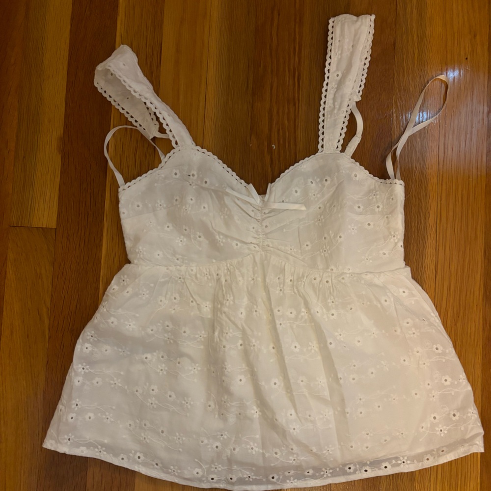 Altar'd State White Sleeveless Embroidered Babydoll top
